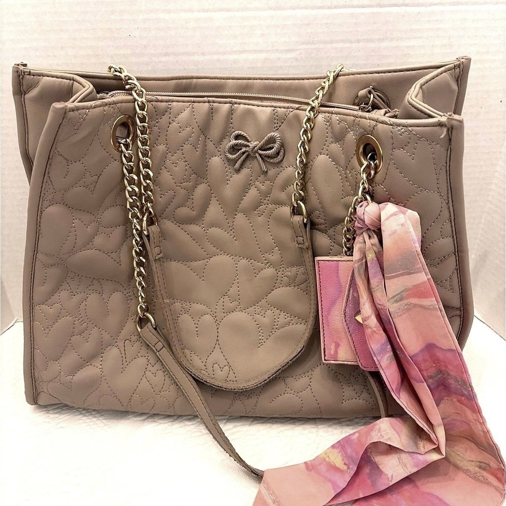 Betsey Johnson Taupe Quilted Heart Tote Shoulder Bag Scarf Charm Large